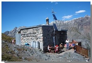 Il rifugio Del Grande-Camerini (foto M. Dei Cas)