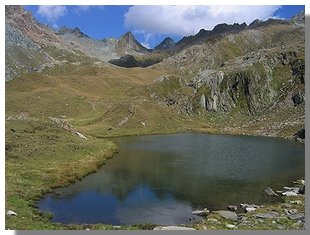 Il laghetto di Scermendone. Foto di M. Dei Cas