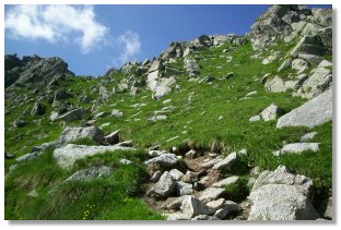 L'ultimo tratto della salita al passo Barbacan sud-est (foto M.Dei Cas)