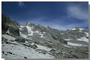 La valle del Ferro al termine della discesa dal passo Camerozzo (foto M.Dei Cas)