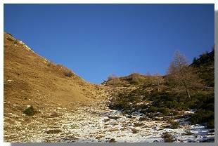 La bocchetta del Valdone, vista dal versante mediovaltellinese. Foto M. Dei Cas