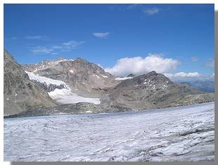 La cima di Sasso Rosso e la cima Fontana. Foto di M. Dei Cas