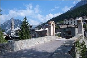 Il ponte del Combo, a Bormio. Foto di M.  Dei Cas