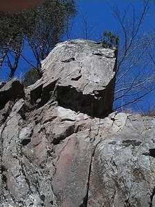 Il masso delle streghe. Foto M. Dei Cas