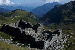 L'alta Val Brembana, regno del Pacin Paciana, vista dal passo di San Marco. Foto M. Dei Cas