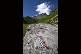 Il sentiero che porta al rifugio nei pressi di Madesimo (foto R. Moiola)