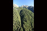 Boschi in Val Masino visti dal Rifugio Scotti (foto R. Moiola)